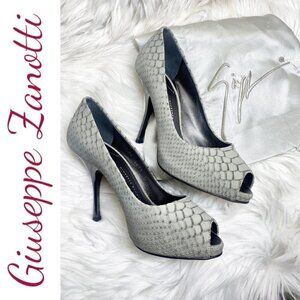 GIUSEPPE ZANOTTI Sloane Snake Print‎ Peep Toe Stiletto Platform Heels Gray, 36